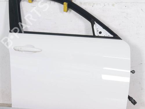 right-front-door-alfa-romeo-giulia-952_-2015-28192736 main image