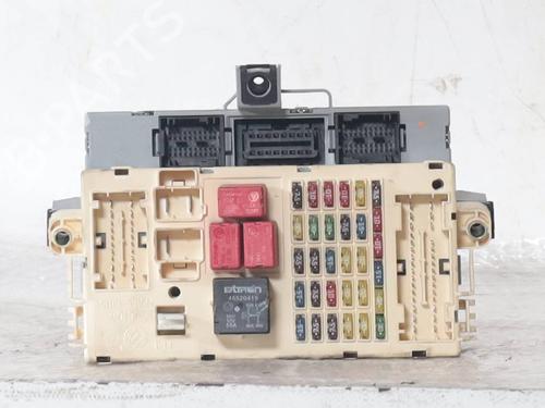 Used Fuse box Fuse box 36217349 36217349