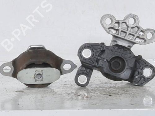 Used Engine mount Engine mount FIAT 500e (332_) Elektro (FA1) (95 hp) 29618072 29618072