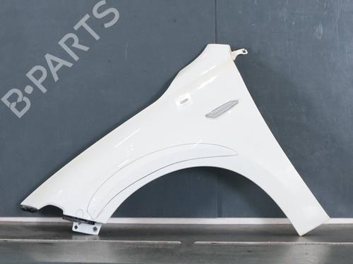left-front-fenders-fiat-tipo-hatchback-356_-357_-2016-39716426 main image