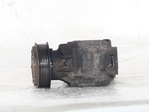 Used AC compressor AC compressor LANCIA YPSILON (843_) 1.3 D Multijet (843.AXF11, 843.AXF1A, 843.AXM11,... (75 hp) 31648090 31648090