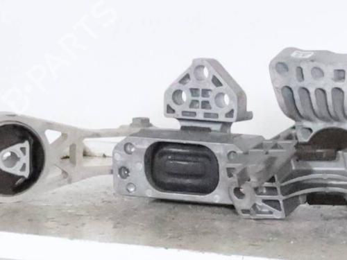 Used Engine mount Engine mount JEEP RENEGADE SUV (BU, B1, BV) 2.0 CRD 4x4 (170 hp) 28429579 28429579