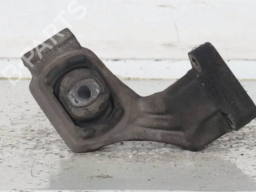 Used Engine mount Engine mount FIAT SEICENTO / 600 (187_) 1.1 (187AXB, 187AXB1A, 187AXC1A02) (54 hp) 30442985 30442985