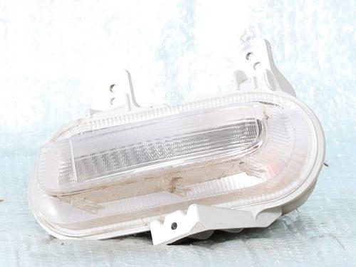 right-daytime-light-jeep-renegade-suv-bu-b1-bv-2014-38770213 main image
