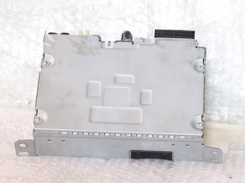 Used Radio Radio OPEL CORSA F (P2JO) 1.2 (68) (101 hp) 39881265 39881265
