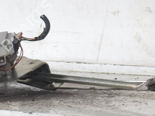 Used Front wipers mechanism Front wipers mechanism FIAT SEICENTO / 600 (187_) 1.1 (187AXB, 187AXB1A, 187AXC1A02) (54 hp) 33537728 33537728