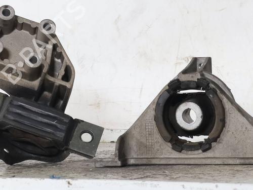 Used Engine mount Engine mount FIAT PUNTO (188_) 1.2 60 (188.030, .050, .130, .150, .230, .250) (60 hp) 32029123 32029123