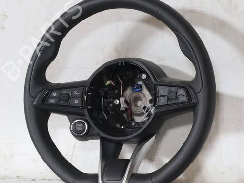 steering-wheel-alfa-romeo-tonale-965_-2022-33055381 main image