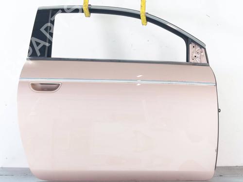 right-front-door-fiat-500e-332_-2020-37711037 main image