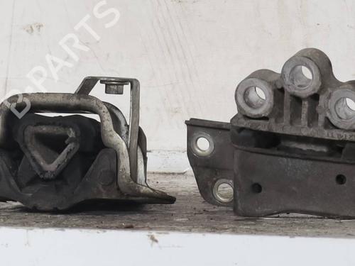 Used Engine mount Engine mount FIAT GRANDE PUNTO (199_) 1.2 (65 hp) 33055764 33055764