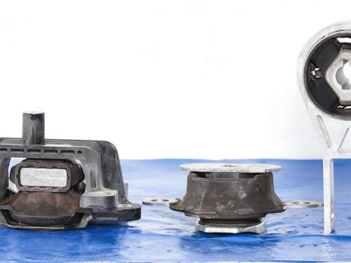 Used Engine mount FIAT 500e (332_) Elektro (FA1) (95 hp) 30111849