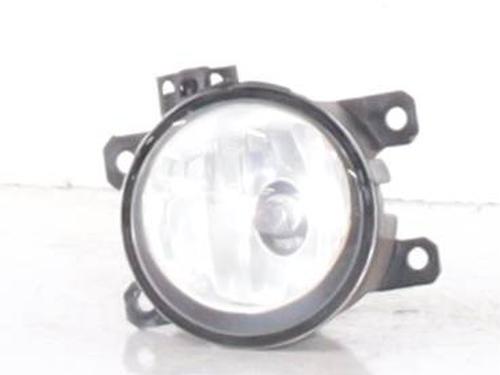 right-front-fog-light-jeep-renegade-suv-bu-b1-bv-2014-23441055 main image