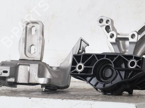 Used Engine mount Engine mount JEEP AVENGER (J2) 1.2 T3 e-Hybrid (110 hp) 33269281 33269281