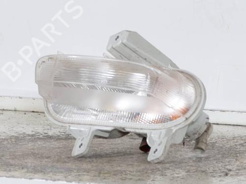 left-daytime-light-jeep-renegade-suv-bu-b1-bv-2014-28816929 main image