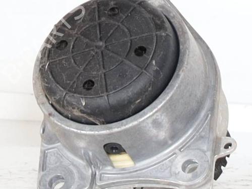Used Engine mount Engine mount ALFA ROMEO GIULIA (952_) 2.2 D (952AFA25, 952AFM25, 952ALA25) (180 hp) 26309685 26309685