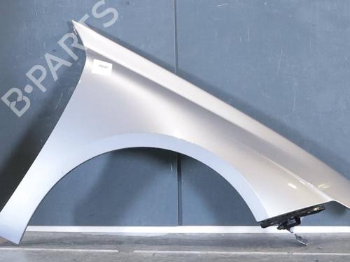 Used Right front fenders Right front fenders 36835599 36835599