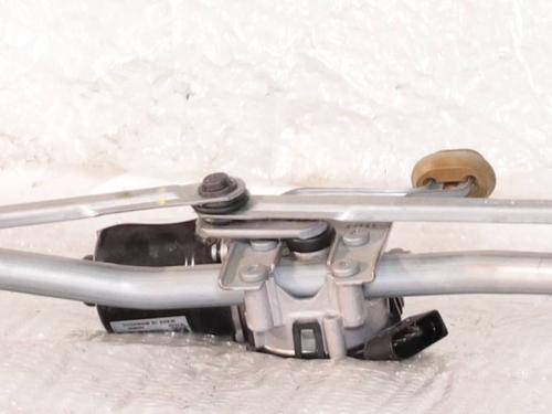 front-wipers-mechanism-opel-corsa-f-p2jo-2019-40443048 main image