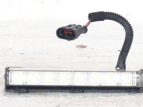 Feu diurne gauche FIAT PANDA (312_, 319_) 0.9 4x4 (312PXR2B) (90 hp) 31647688