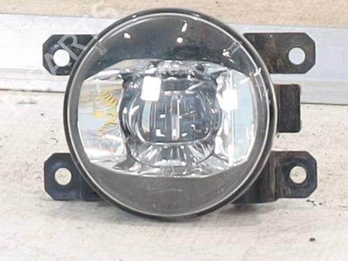right-front-fog-light-jeep-renegade-suv-bu-b1-bv-2014-24450289 main image