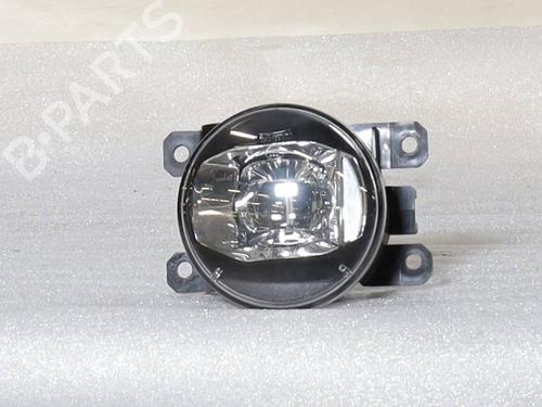 left-front-fog-light-jeep-renegade-suv-bu-b1-bv-2014-38590444 main image