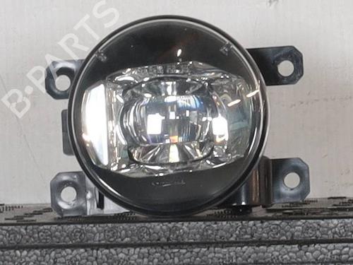 left-front-fog-light-jeep-renegade-suv-bu-b1-bv-2014-27404562 main image