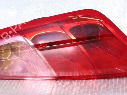 Used Right taillight Right taillight 39464102 39464102