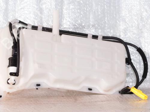 Used Windscreen washer tank Windscreen washer tank OPEL COMBO Box Body/MPV (K9) 1.5 D (131 hp) 40117170 40117170