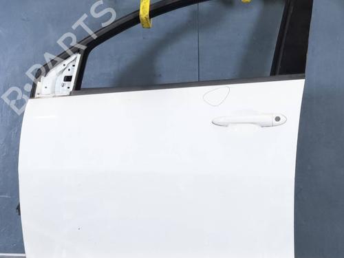 Used Left front door Left front door LANCIA YPSILON (312_) 1.2 (312.PXA1A, 312.YXA1A) (69 hp) 33810013 33810013