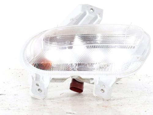 right-daytime-light-jeep-renegade-suv-bu-b1-bv-2014-26912128 main image