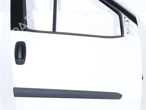 Used Right front door FIAT DOBLO MPV (119_, 223_) 1.6 16V (223AXD1A) (103 hp) 23104009