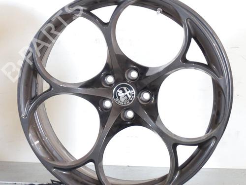 rim-alfa-romeo-stelvio-949_-2016-30738586 main image