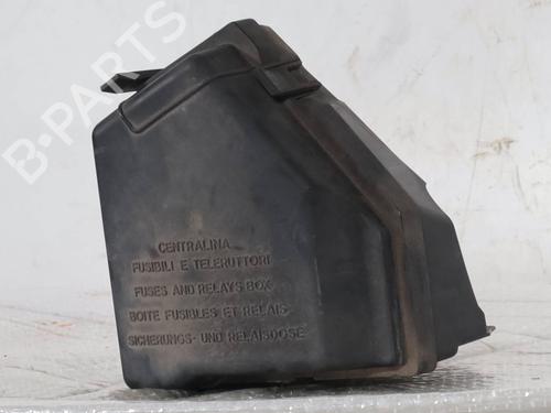 Used Fuse box Fuse box LANCIA MUSA (350_) 1.4 (350.AXA11, 350.AXA1A) (95 hp) 33283594 33283594
