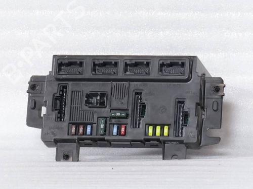 Used Fuse box Fuse box FIAT PANDA (169_) 1.3 D Multijet (169AXG1A, 169AXD1A) (75 hp) 36404480 36404480