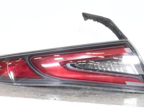 left-taillight-alfa-romeo-giulia-952_-2015-28673301 main image