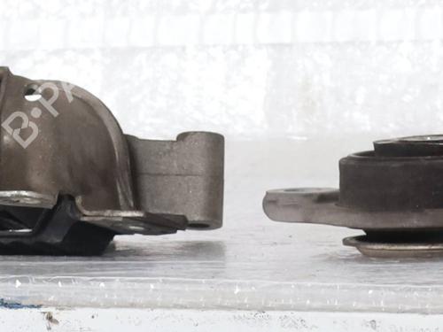 Used Engine mount Engine mount FIAT 500 (312_) 1.2 (312AXA1A) (69 hp) 33055560 33055560