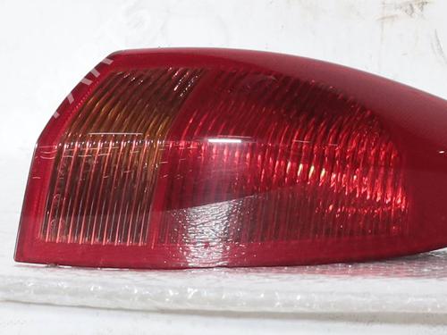 Used Right taillight Right taillight ALFA ROMEO 147 (937_) 1.9 JTDM 8V (937.AXD1A, 937.AXU1A, 937.BXU1A) (120 hp) 33283637 33283637