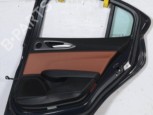 Used Right rear door Right rear door ALFA ROMEO GIULIA (952_) 2.2 D (952AFA25, 952AFM25, 952ALA25) (180 hp) 33285327 33285327