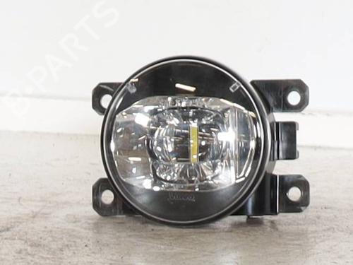 right-front-fog-light-jeep-renegade-suv-bu-b1-bv-2014-25813631 main image
