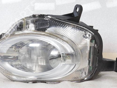 Used Right daytime light Right daytime light 37516238 37516238