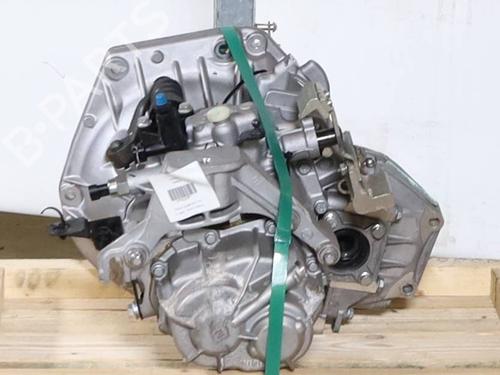 Used Gearbox Gearbox FIAT 500 (312_) 1.0 Mild Hybrid (312.AYD1B) (69 hp) 33233877 33233877