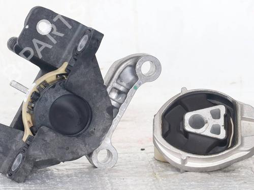 Used Engine mount Engine mount FIAT 500 C (312_) 1.0 Mild Hybrid (312.AYD1B) (69 hp) 40007813 40007813