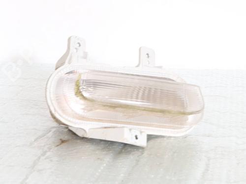 left-daytime-light-jeep-renegade-suv-bu-b1-bv-2014-38949303 main image
