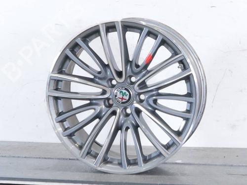 rim-alfa-romeo-giulia-952_-2015-26887839 main image