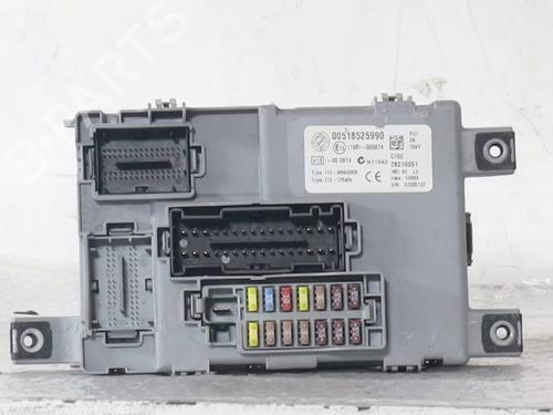 Used Fuse box Fuse box 36774313 36774313