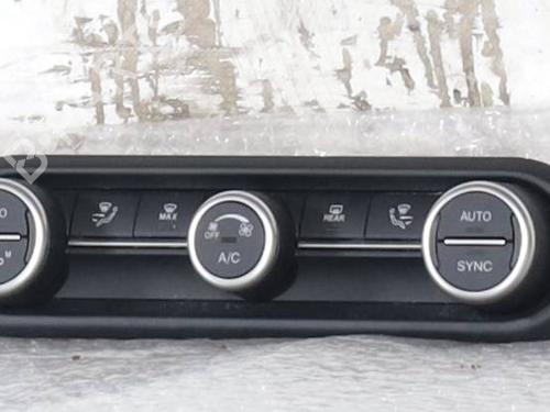 Used Climate control Climate control ALFA ROMEO GIULIA (952_) 2.2 D (952AEM250, 952AEA250) (160 hp) 36070457 36070457