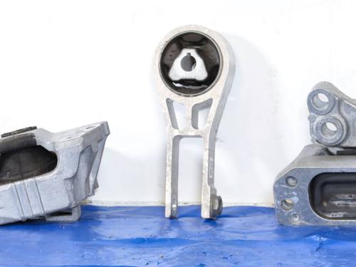 Used Engine mount JEEP RENEGADE SUV (BU, B1, BV) 2.4 4x4 (182 hp) 30084145