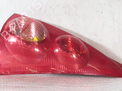 Used Left taillight Left taillight PEUGEOT 107 (PM_, PN_) 1.0 (68 hp) 33616272 33616272