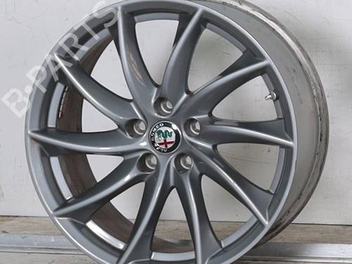 rim-alfa-romeo-giulia-952_-2015-26887869 main image