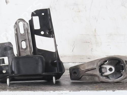 engine-mount-citroen-c3-picasso-sh_-2008-34340730 main image