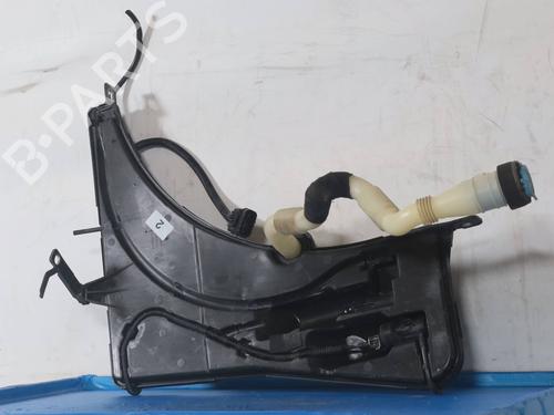 Used Windscreen washer tank Windscreen washer tank ALFA ROMEO GIULIA (952_) 2.2 D (952AFA25, 952AFM25, 952ALA25) (180 hp) 36500976 36500976